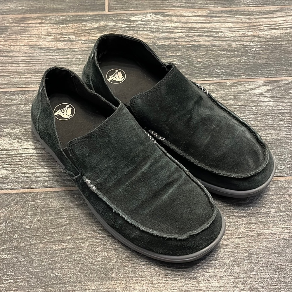 Croc’s Suede Shoe